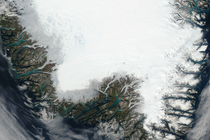 Unusually large, late melt spike on Greenland in September 2022