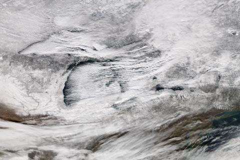 Lake effect snow buries parts of the Great Lakes in December 2016