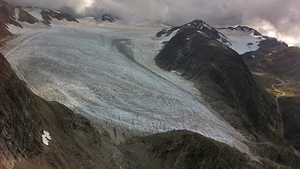 Photo of Alaska’s Lemon Creek Glacier in September 2014 with virtually no snow covering the glacier.