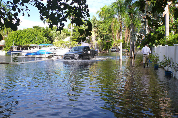 Image depicting flooding due to king tides in Florida in 2015