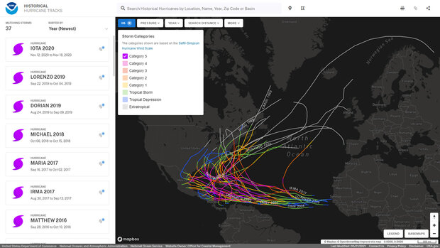 Example thumbnail image for Historical Hurricane Tracks - GIS Map Viewer
